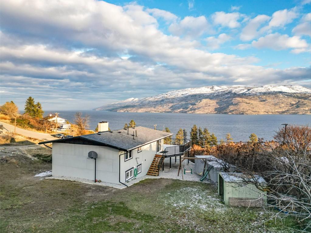 6178 Lipsett Avenue, Peachland, BC - Outdoor With Body Of Water With View