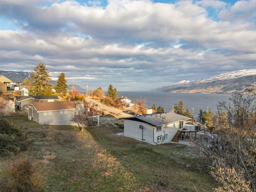 6178 Lipsett Avenue, Peachland, BC - Outdoor With Body Of Water With View
