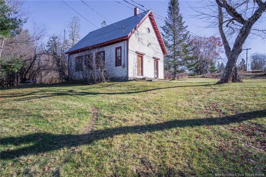 296 Ledge Rd, Dufferin, NB