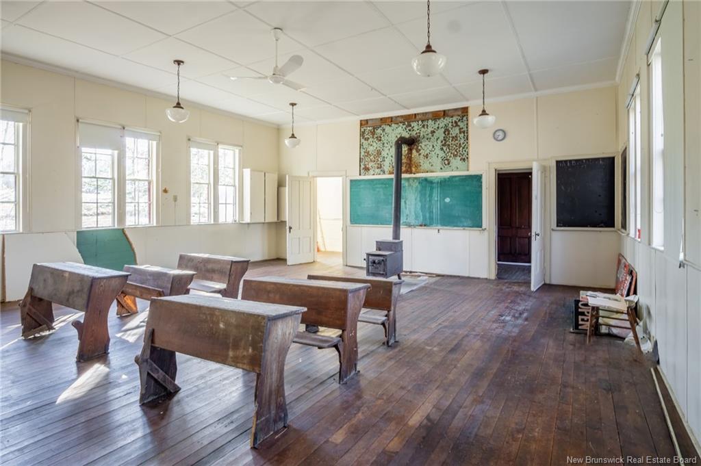 296 Ledge Rd, Dufferin, NB