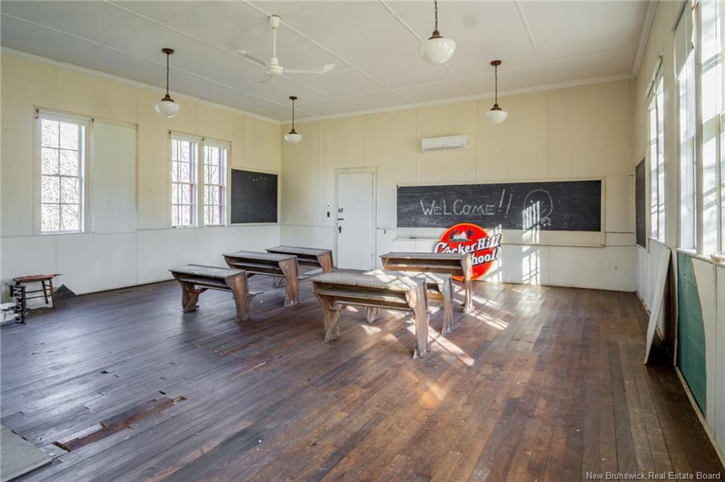 296 Ledge Rd, Dufferin, NB