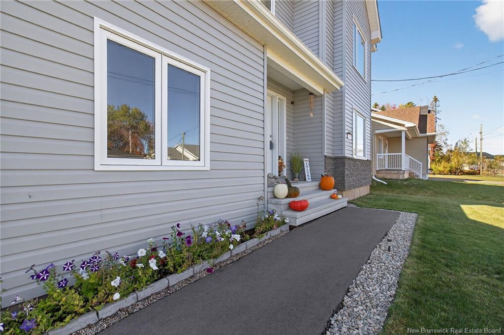 92 Satara Dr, Moncton, NB