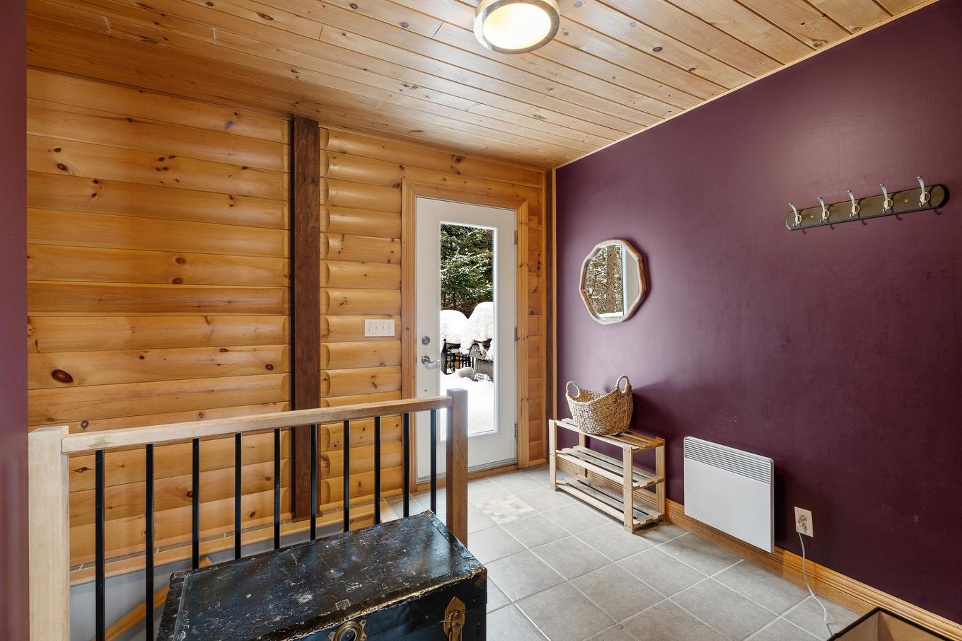 Hall - 50 Rue De La Cédrière, Morin-Heights, QC - Indoor Photo Showing Other Room