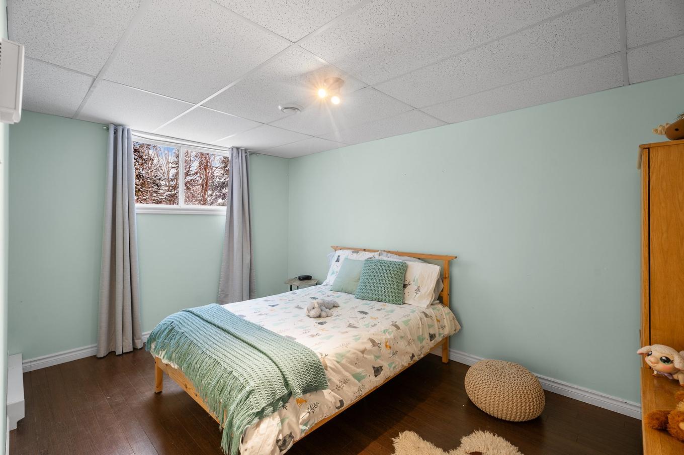 Bedroom - 50 Rue De La Cédrière, Morin-Heights, QC - Indoor Photo Showing Bedroom