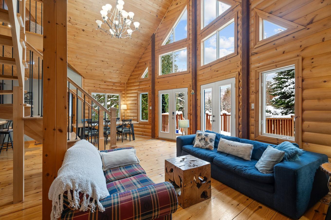 Overall view - 50 Rue De La Cédrière, Morin-Heights, QC - Indoor Photo Showing Living Room