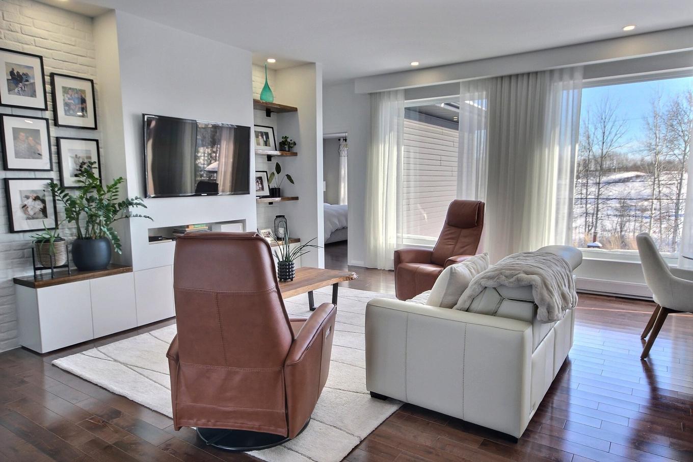 Salon - 771 Av. Terry-Fox, Rouyn-Noranda, QC - Indoor Photo Showing Living Room