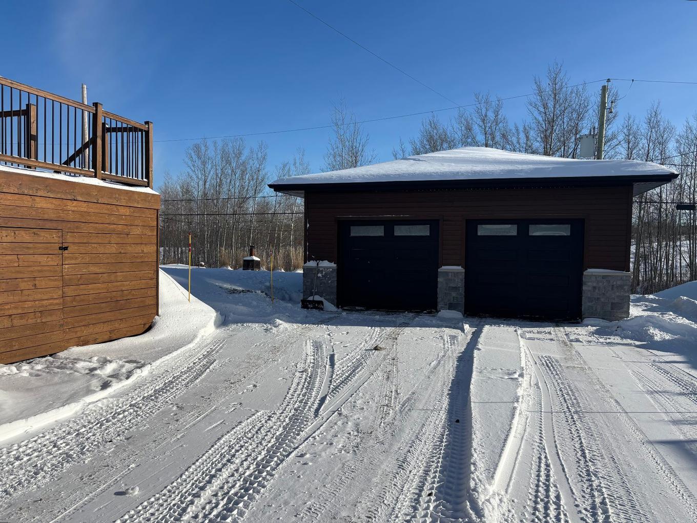 Garage - 771 Av. Terry-Fox, Rouyn-Noranda, QC - Outdoor