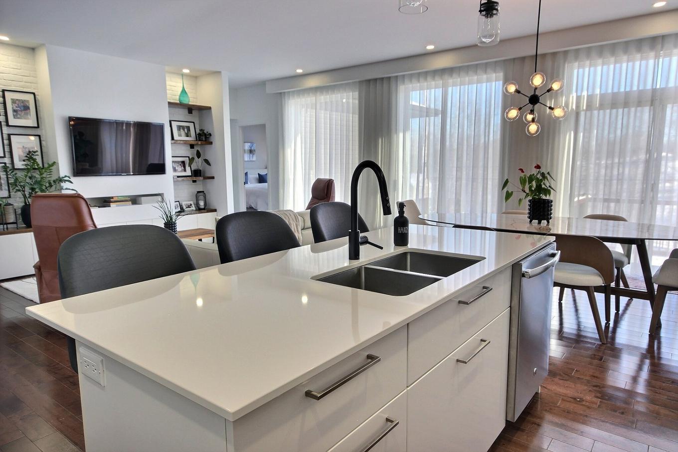 Cuisine - 771 Av. Terry-Fox, Rouyn-Noranda, QC - Indoor Photo Showing Other Room