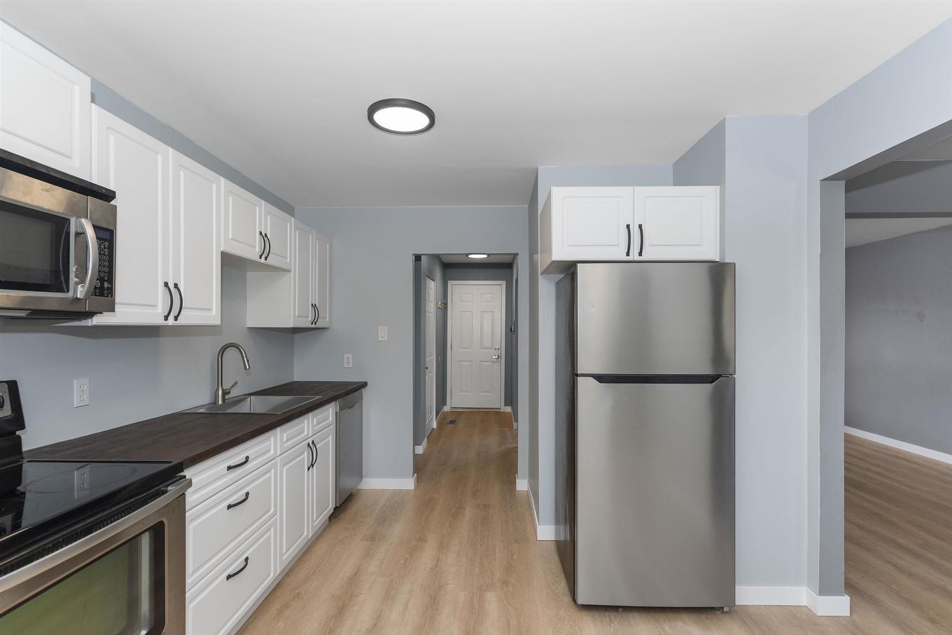 786 Moore Avenue, Thunder Bay, ON - Indoor Photo Showing Kitchen