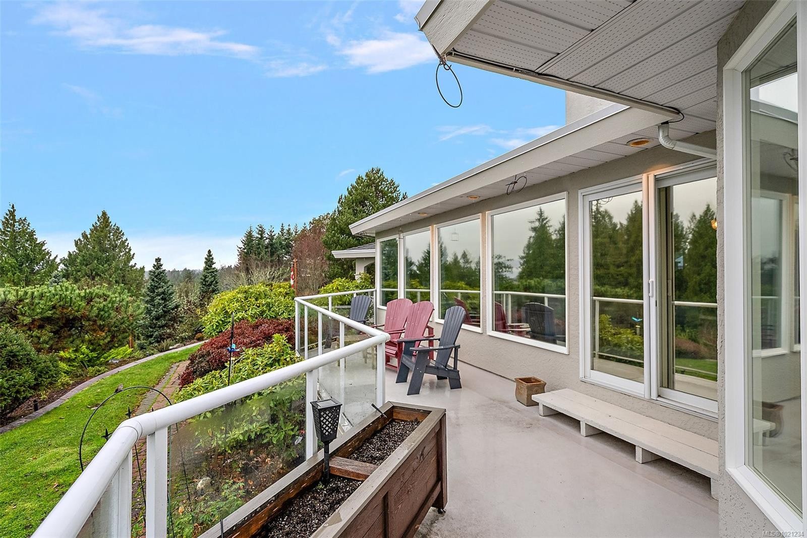 11008 Oriole Lane, North Saanich, BC