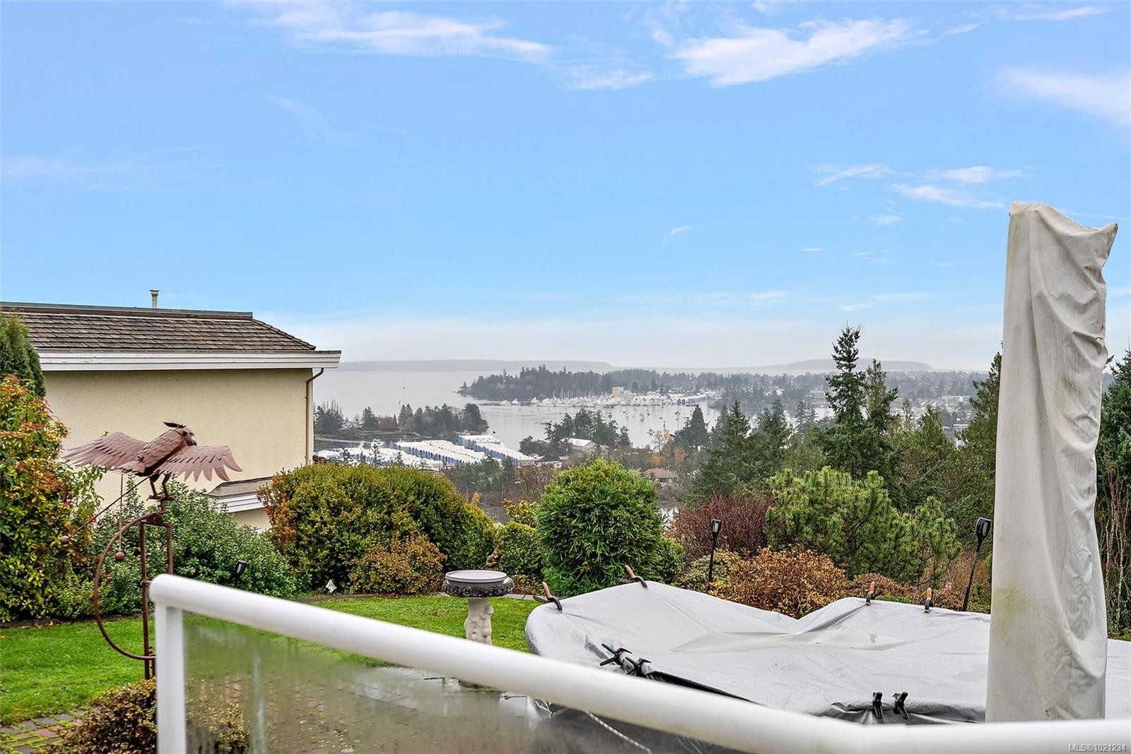 11008 Oriole Lane, North Saanich, BC