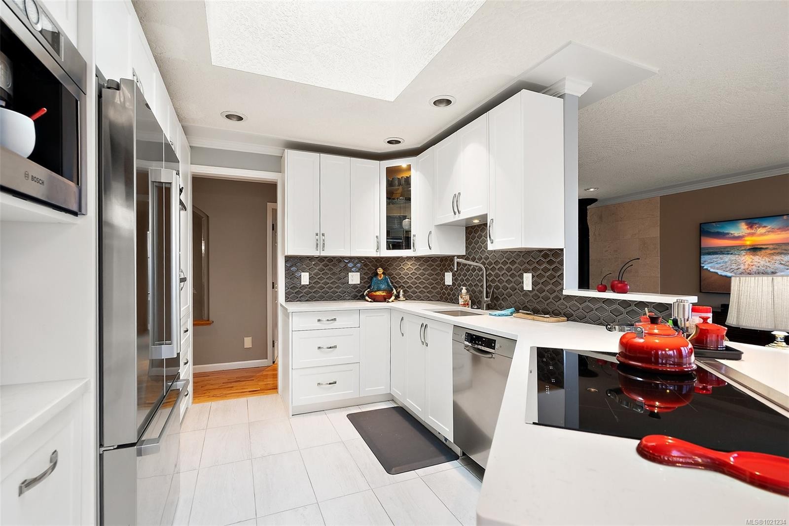 11008 Oriole Lane, North Saanich, BC