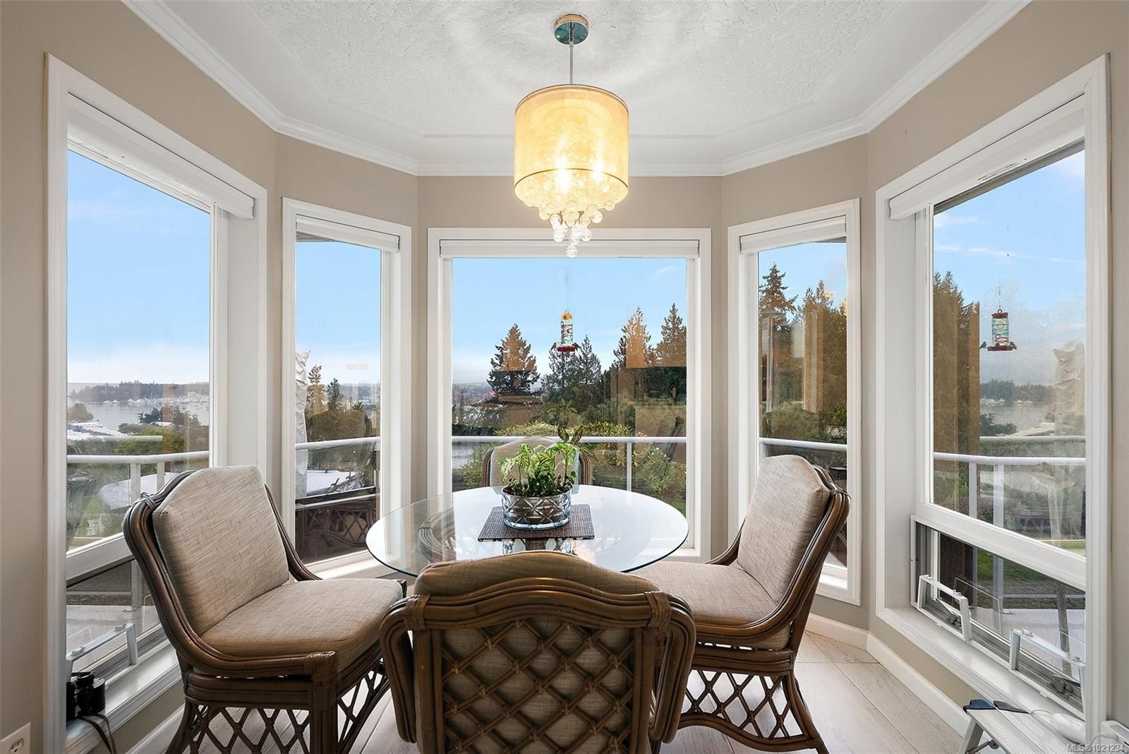 11008 Oriole Lane, North Saanich, BC