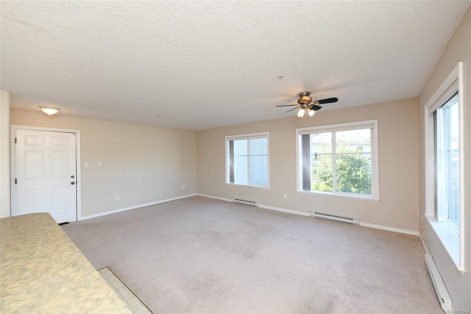 103-129 Back Rd, Courtenay, BC - Indoor Photo Showing Other Room