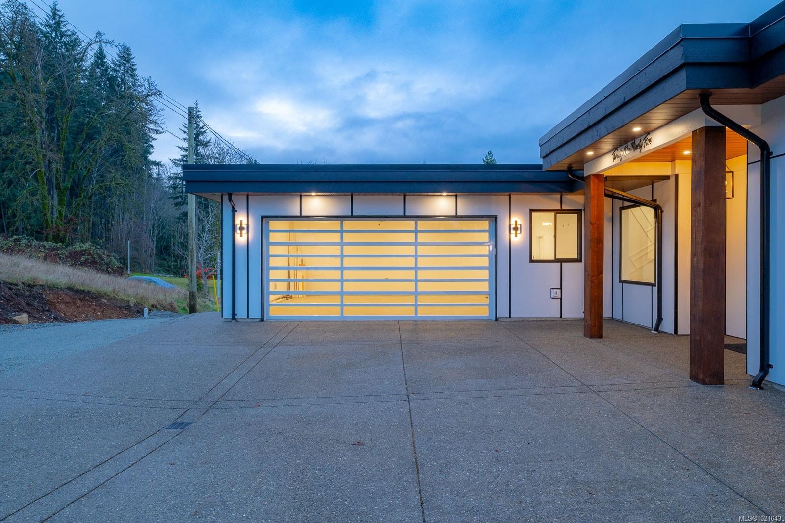 2195 Mallory Dr, Port Alberni, BC