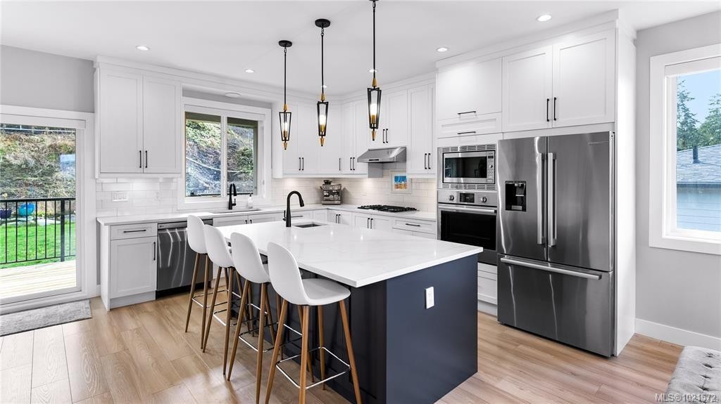 6290 Highwood Dr, Duncan, BC