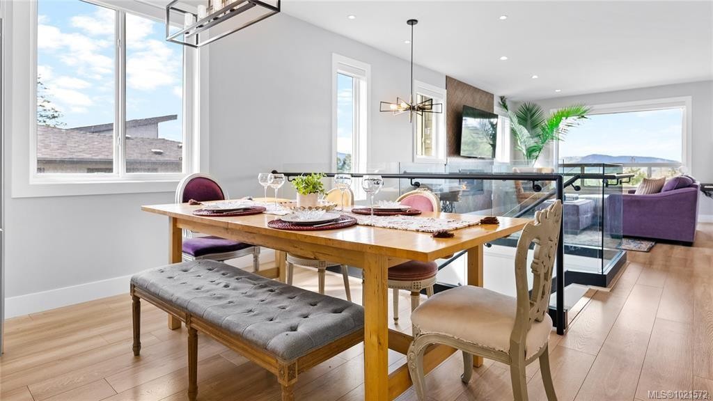 6290 Highwood Dr, Duncan, BC