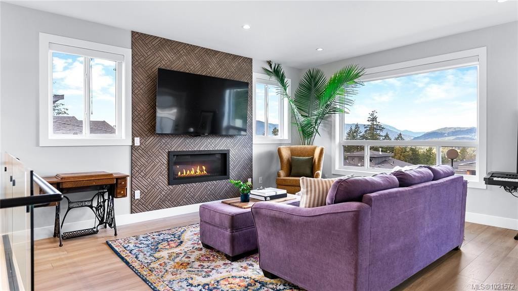 6290 Highwood Dr, Duncan, BC