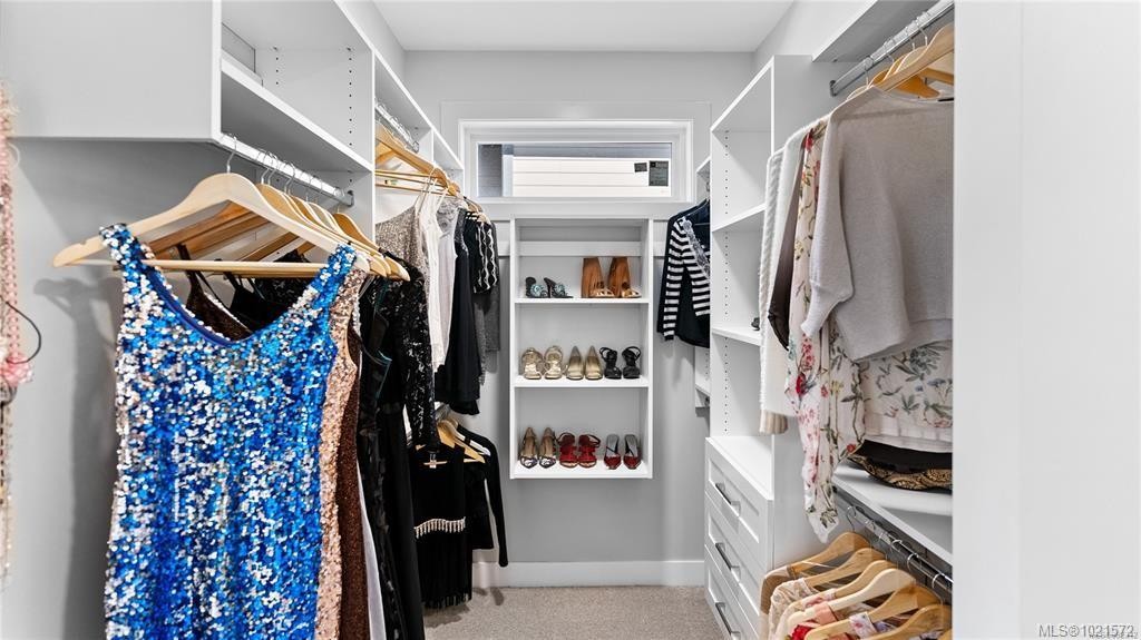 6290 Highwood Dr, Duncan, BC