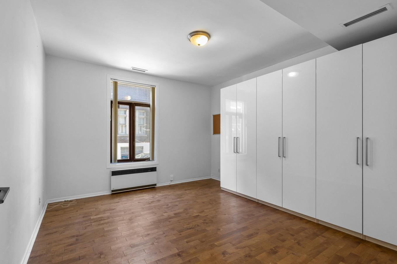 Chambre à coucher - 370 Boul. St-Joseph E., Montréal (Le Plateau-Mont-Royal), QC - Indoor Photo Showing Other Room