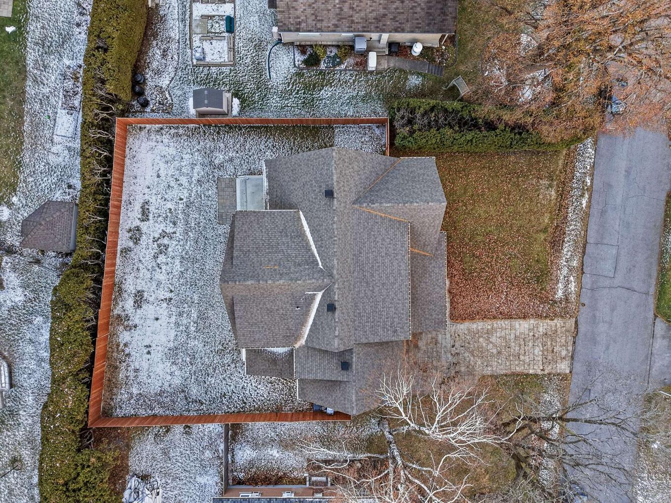 Aerial photo - 539 Church Street, Beaconsfield, QC - Outdoor