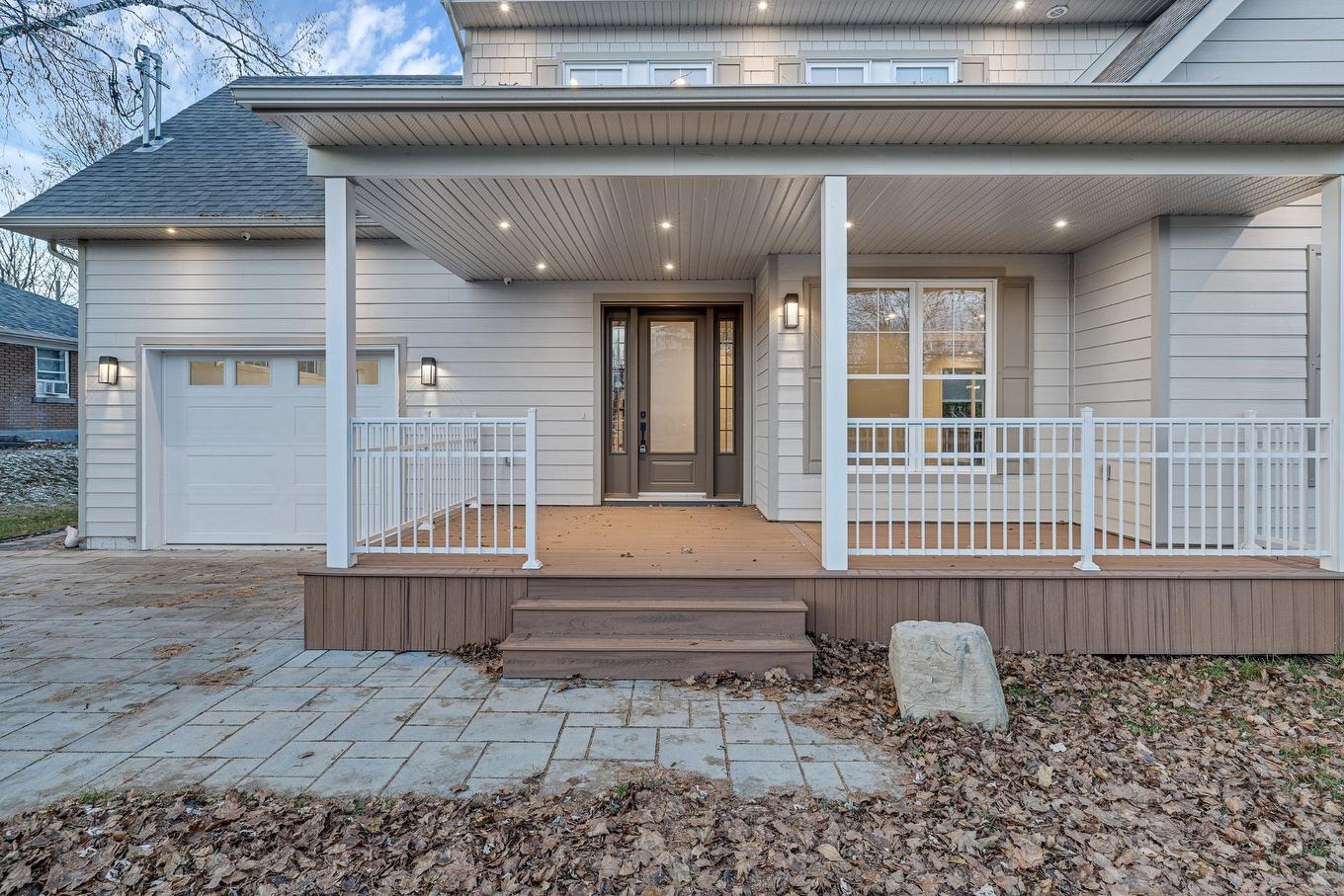 Exterior - 539 Church Street, Beaconsfield, QC - Outdoor With Deck Patio Veranda