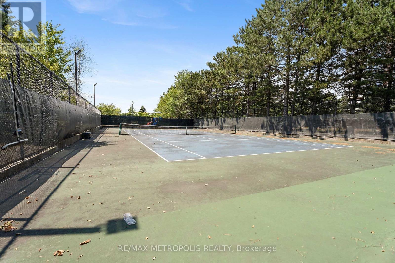 1707 - 3233 Eglinton Avenue E, Toronto, ON - Outdoor