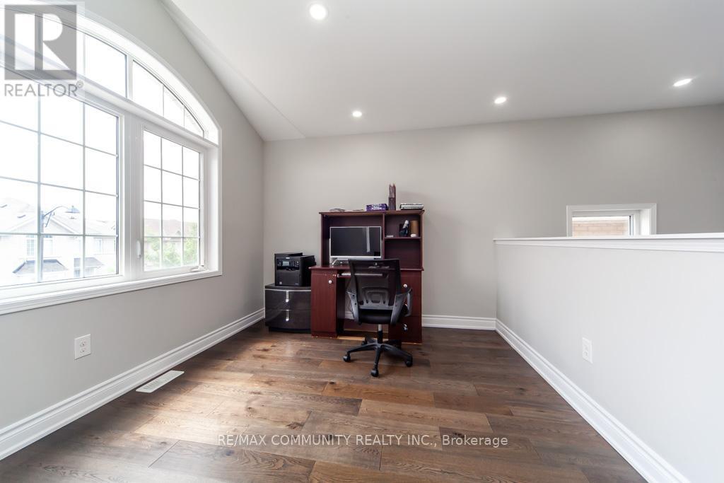 24 Raithby Crescent, Ajax, ON - Indoor Photo Showing Office