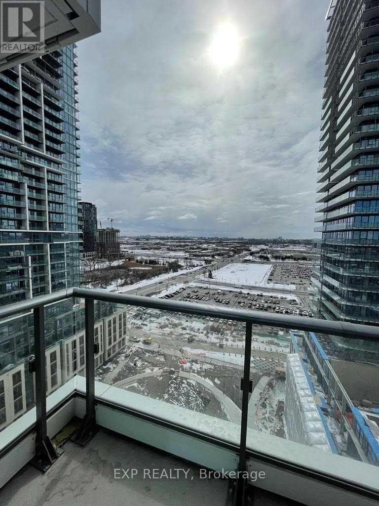 1708 - 1000 Portage Parkway, Vaughan, ON - Outdoor With View