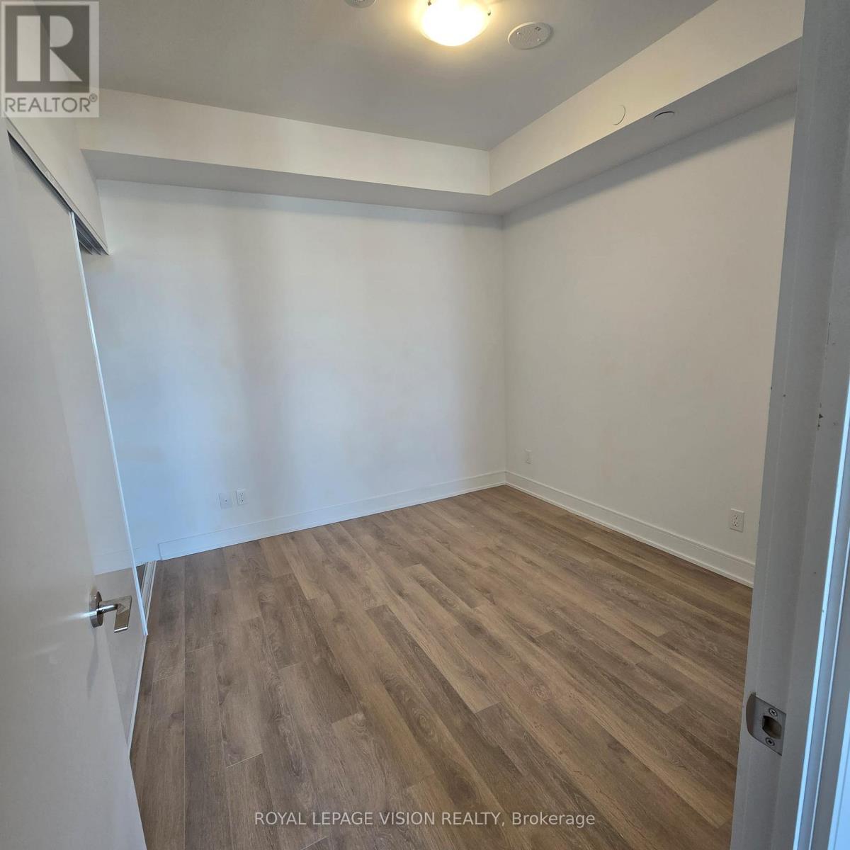 1118 - 1350 Ellesmere Road, Toronto, ON - Indoor Photo Showing Other Room