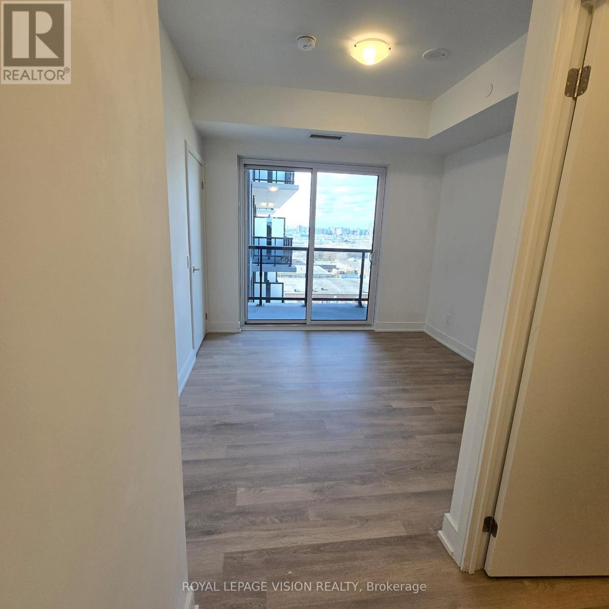 1118 - 1350 Ellesmere Road, Toronto, ON - Indoor Photo Showing Other Room