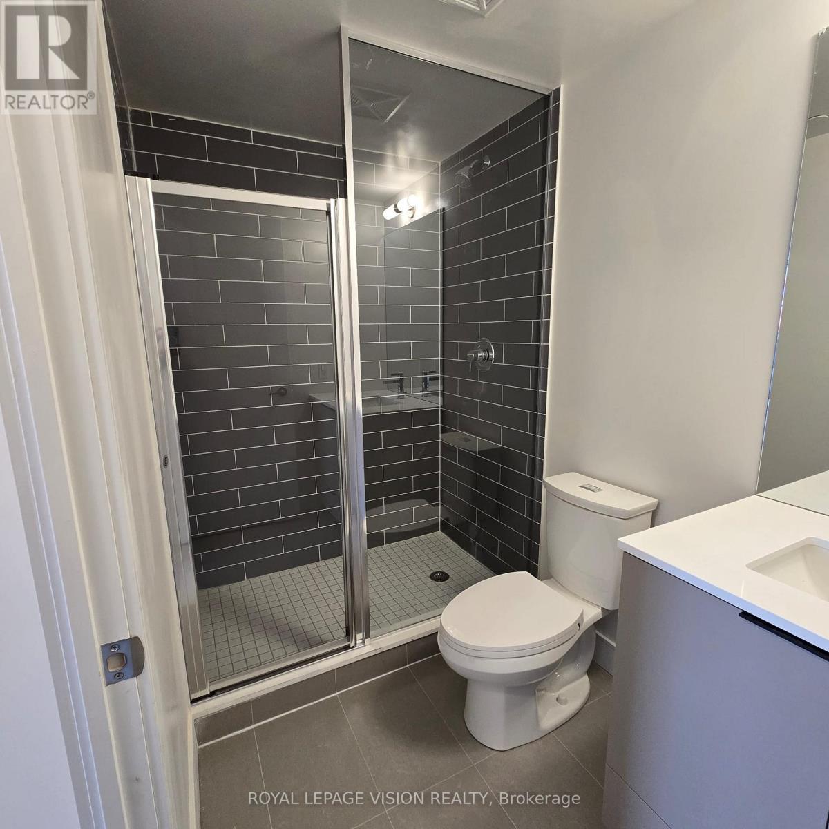 1118 - 1350 Ellesmere Road, Toronto, ON - Indoor Photo Showing Bathroom