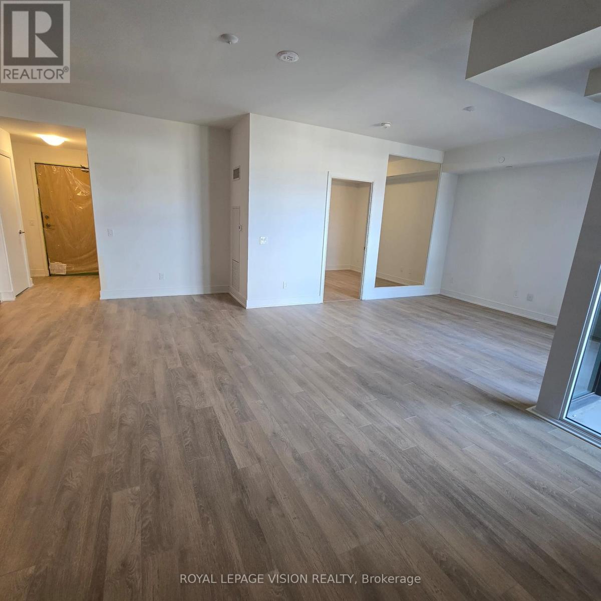 1118 - 1350 Ellesmere Road, Toronto, ON - Indoor Photo Showing Other Room