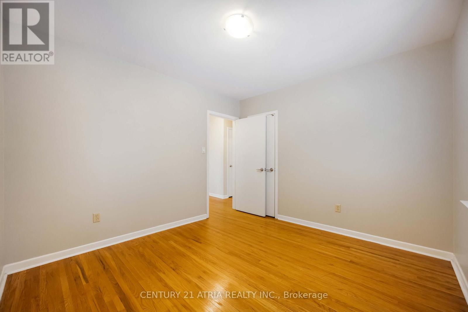 39 Amberdale Drive, Toronto, ON - Indoor Photo Showing Other Room