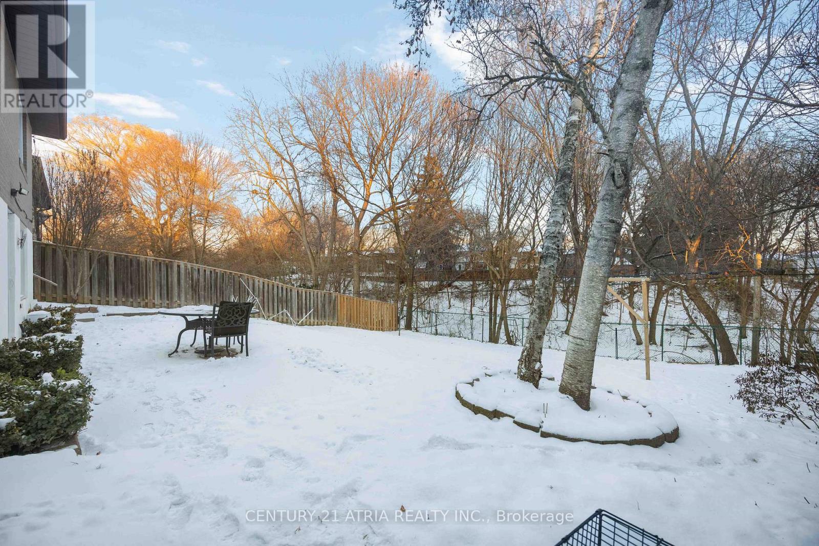 39 Amberdale Drive, Toronto, ON - Outdoor