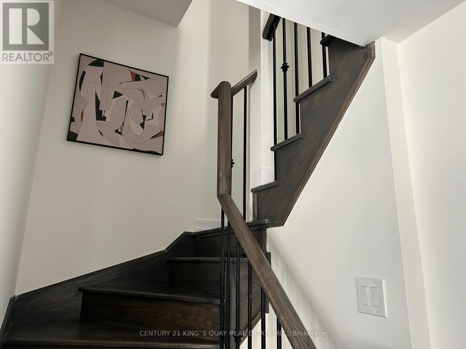 304 - 20 Dunsheath Way, Markham, ON - Indoor Photo Showing Other Room