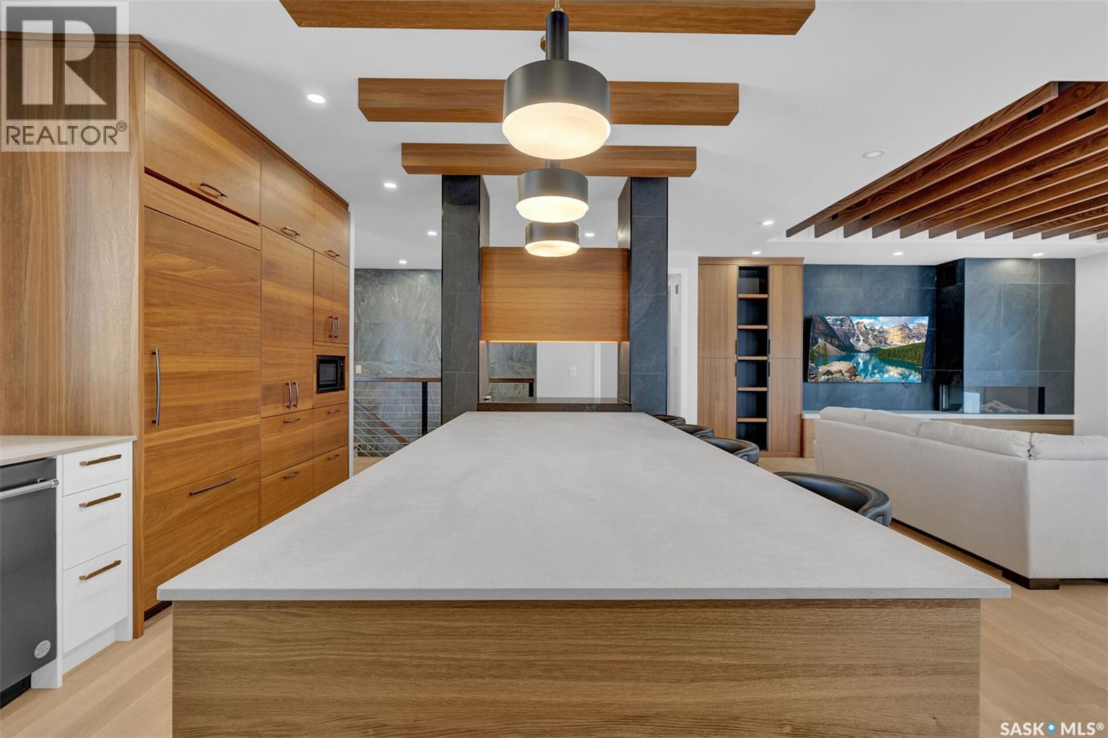 8267 Wascana Gardens Point, Regina, SK - Indoor Photo Showing Other Room