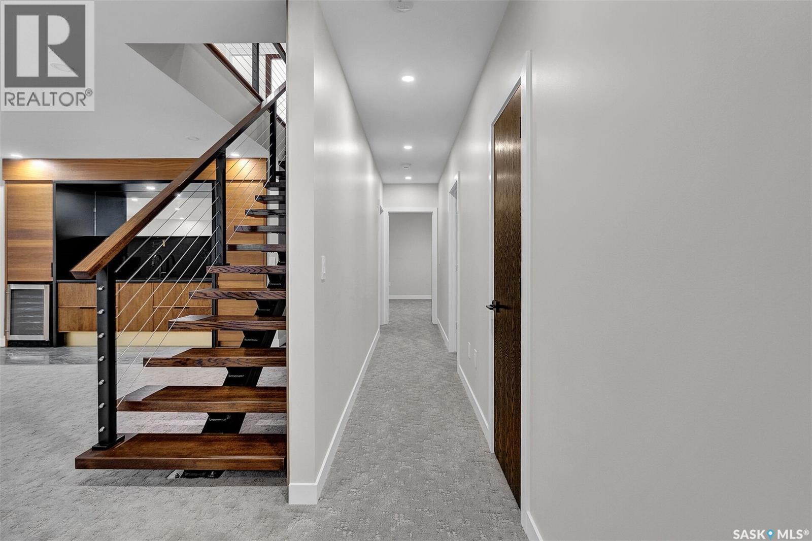 8267 Wascana Gardens Point, Regina, SK - Indoor Photo Showing Other Room