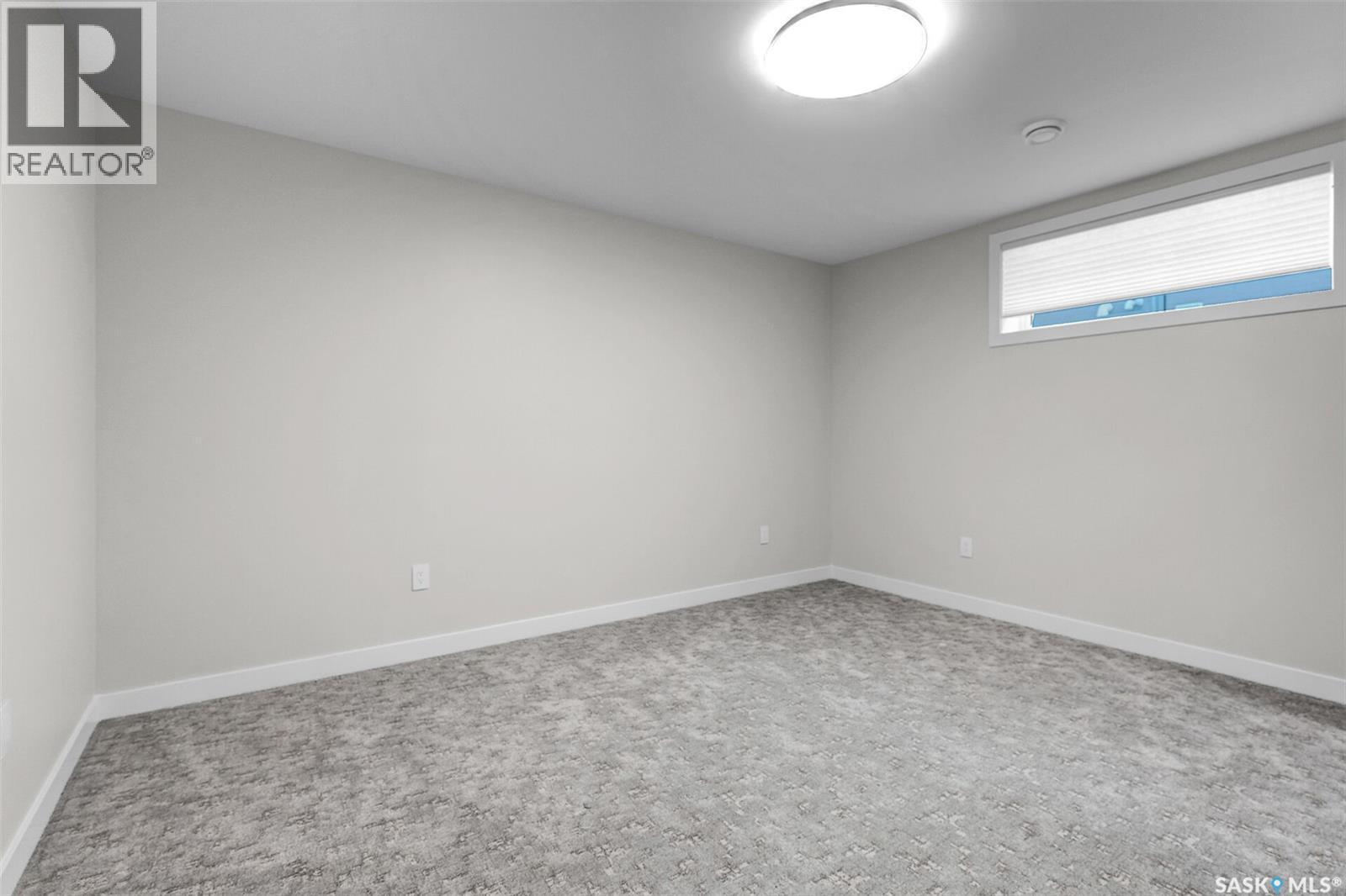 8267 Wascana Gardens Point, Regina, SK - Indoor Photo Showing Other Room