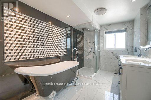 Main Floor - 12 Gondola Crescent, Brampton, ON - Indoor Photo Showing Bathroom