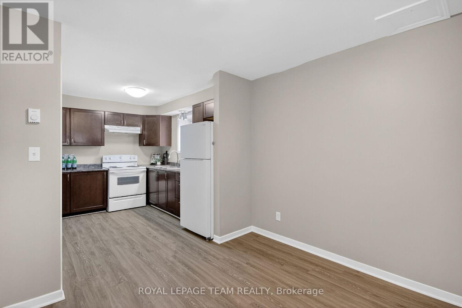 370 Joseph Street, Carleton Place, ON - Indoor Photo Showing Kitchen