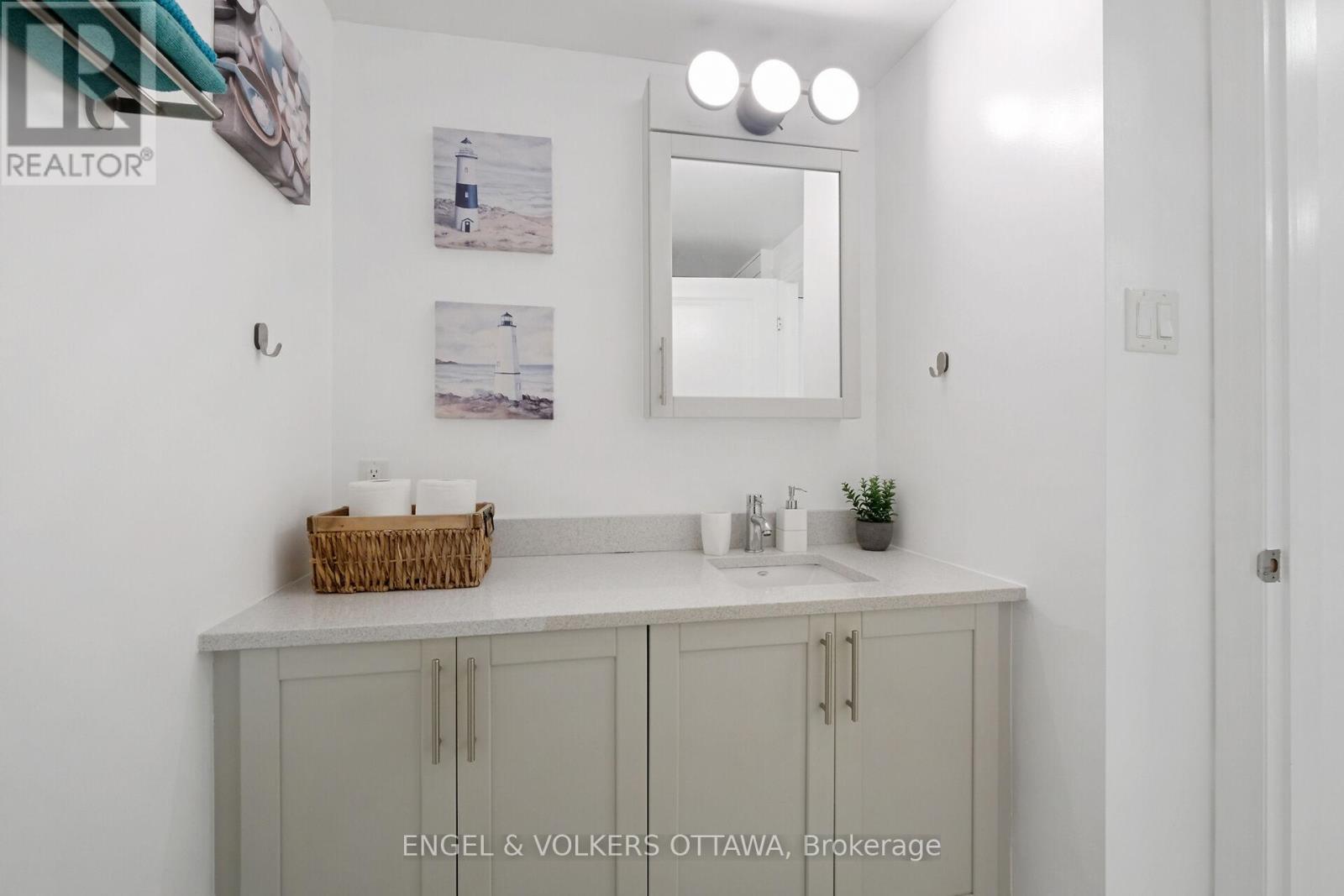 707 - 195 Besserer Street, Ottawa, ON - Indoor Photo Showing Other Room