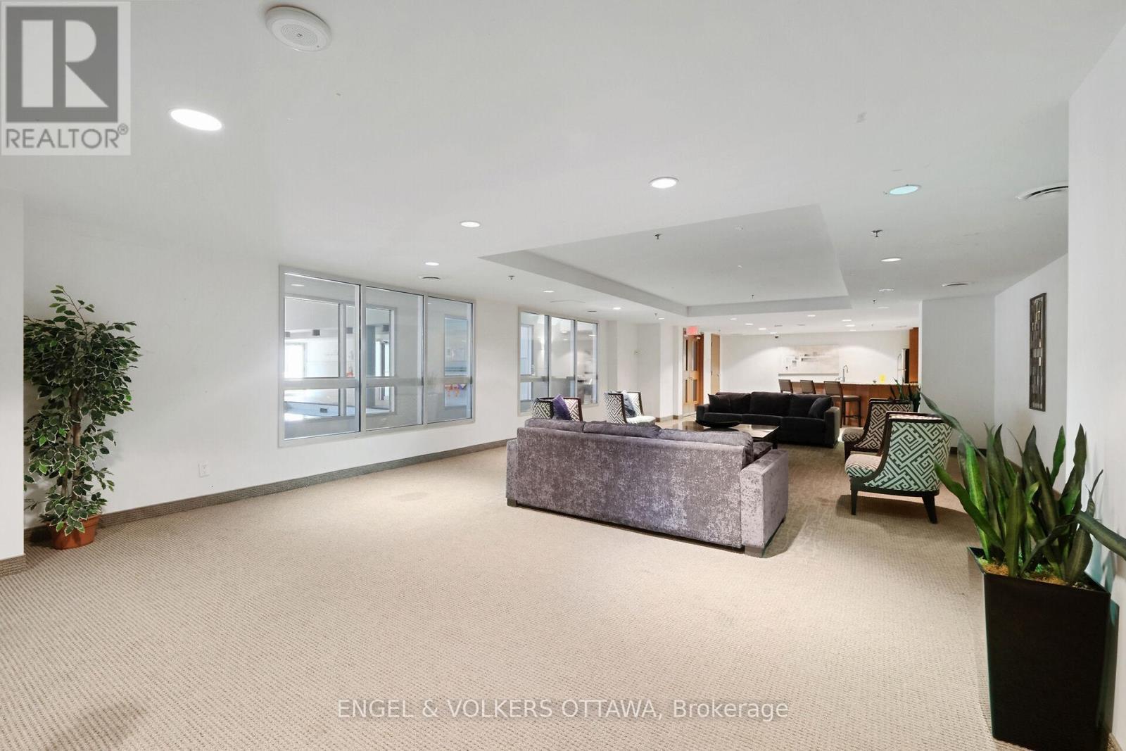 707 - 195 Besserer Street, Ottawa, ON - Indoor Photo Showing Other Room