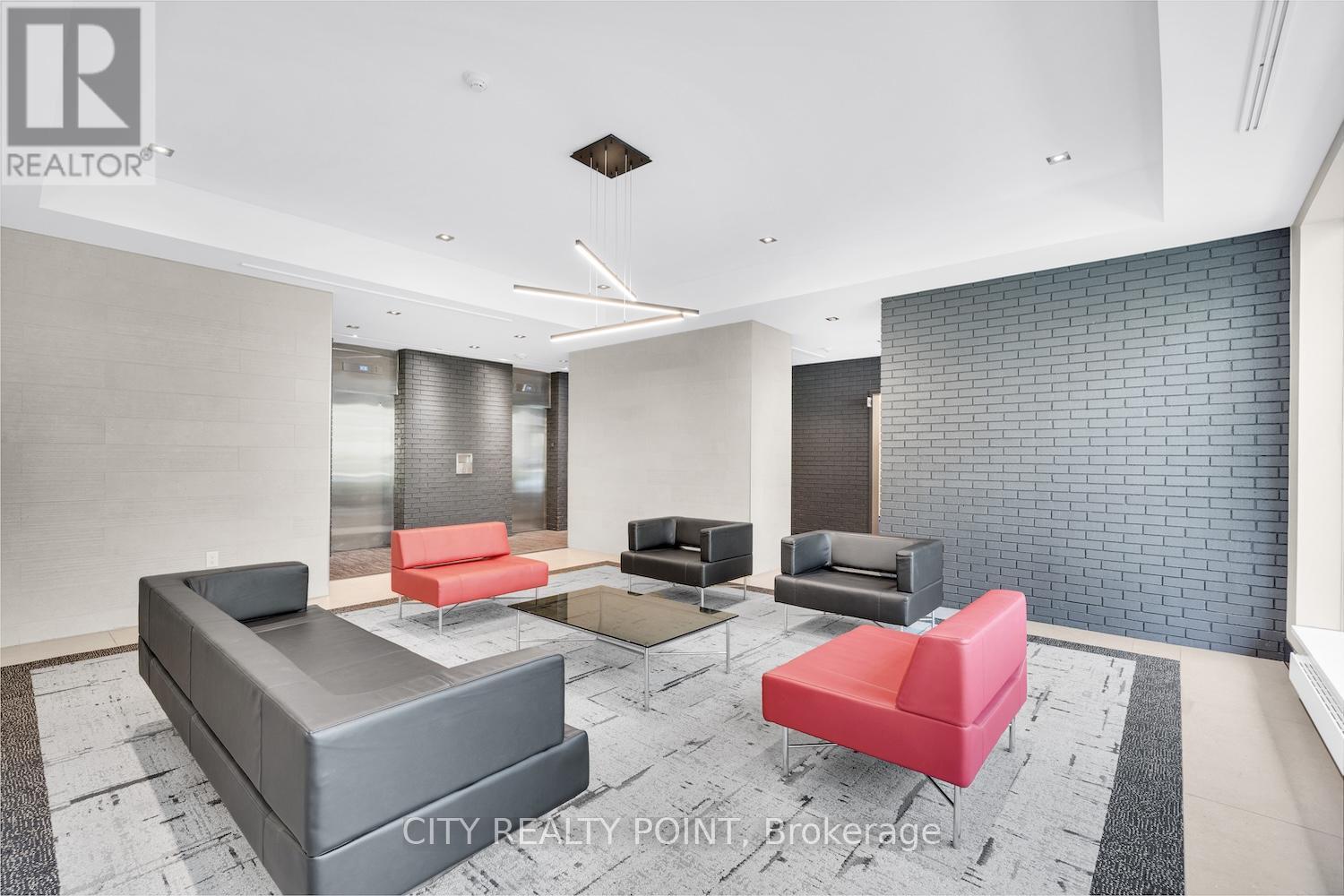 1008 - 33 Isabella Street, Toronto, ON - Indoor