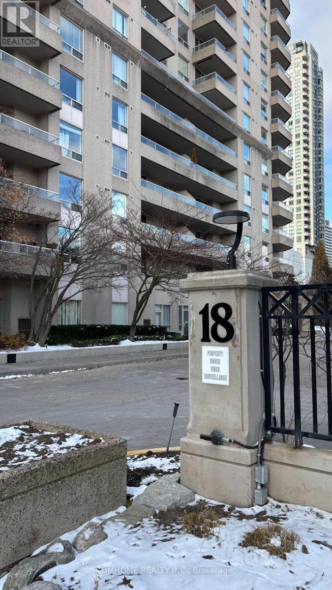 Ph 108 - 18 Hillcrest Avenue, Toronto, ON - Outdoor With Balcony