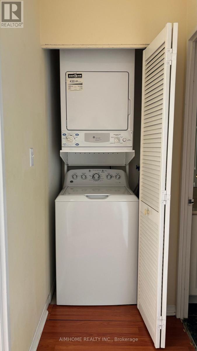 Ph 108 - 18 Hillcrest Avenue, Toronto, ON - Indoor Photo Showing Laundry Room