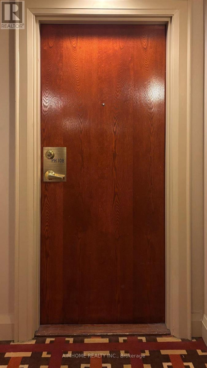 Ph 108 - 18 Hillcrest Avenue, Toronto, ON - Indoor Photo Showing Other Room