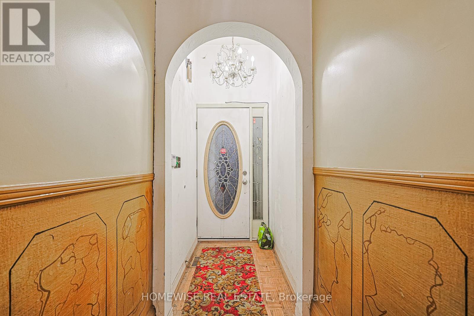 598 Bathurst Street, Toronto, ON - Indoor Photo Showing Other Room