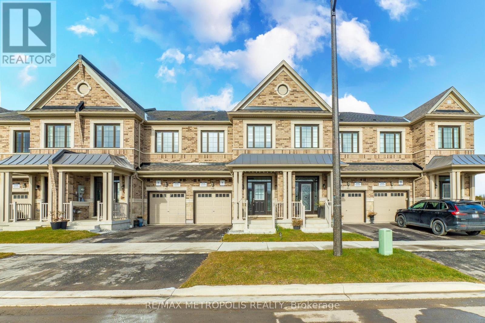 44 Reigate Avenue, Whitby, ON - Outdoor With Facade