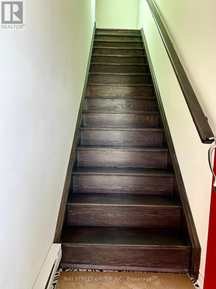 Stairs - 614 - 1034 Reflection Place, Pickering, ON - Indoor Photo Showing Other Room